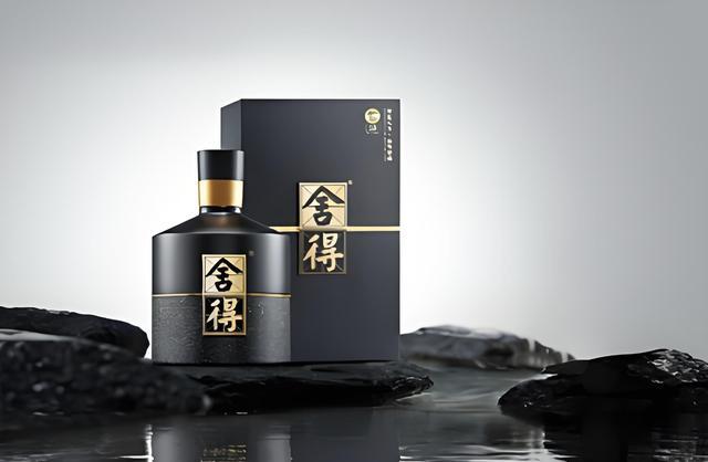 下滑超37%！舍得酒业，“复苏路”道阻且长